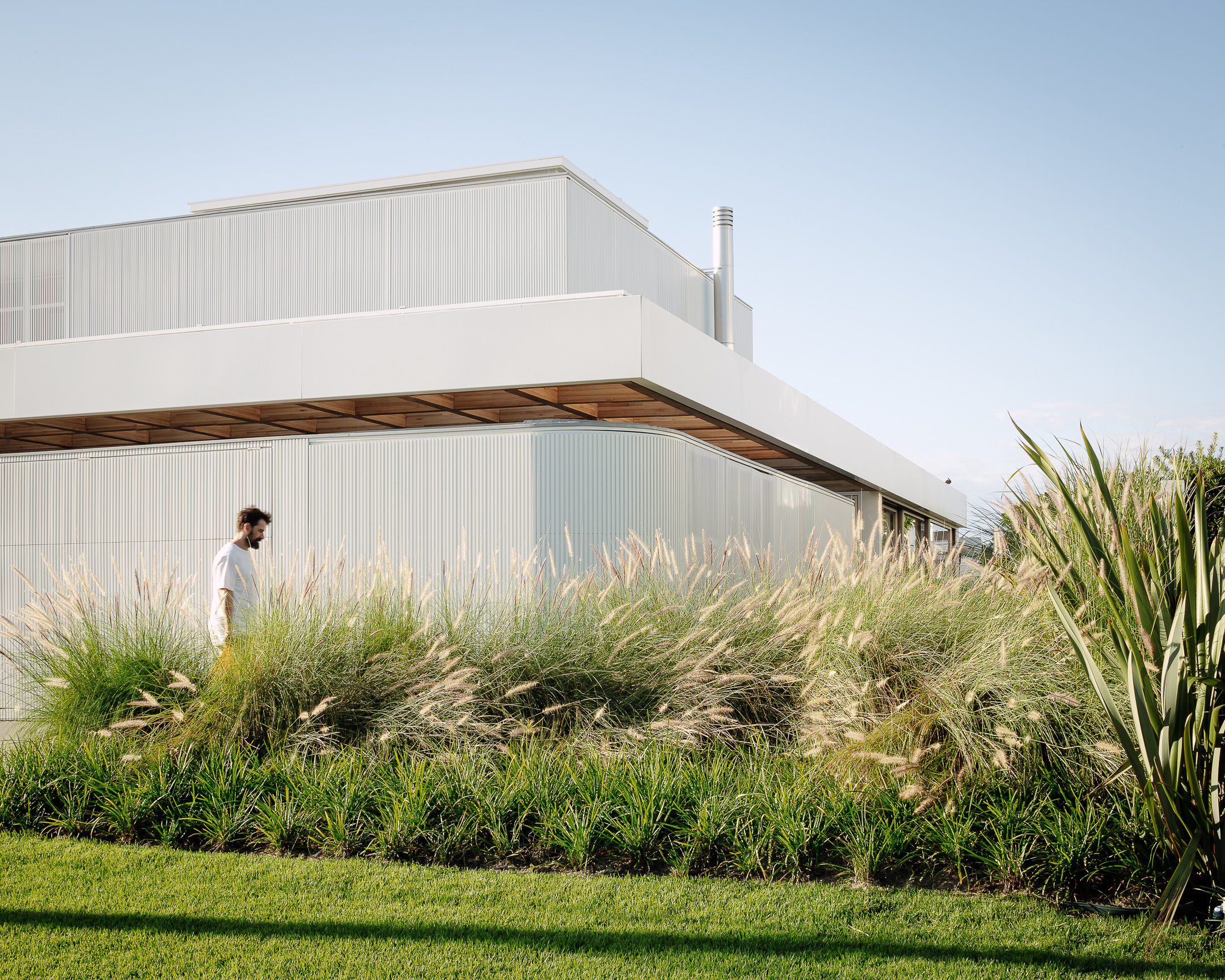 Featured image for “Moon House in Xangri-lá, Brazil”